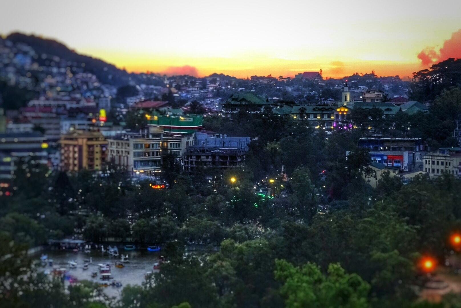 Sony DSC-QX30 sample photo. City on a hill photography