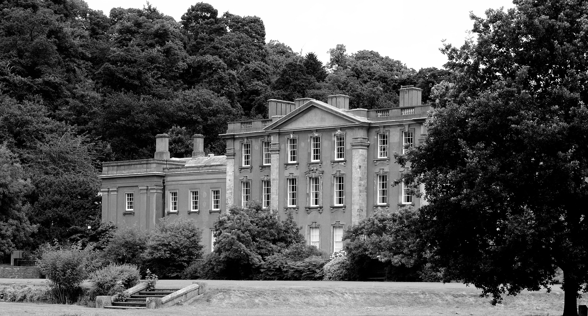 Nikon D300 + AF Zoom-Nikkor 24-120mm f/3.5-5.6D IF sample photo. Himley house photography