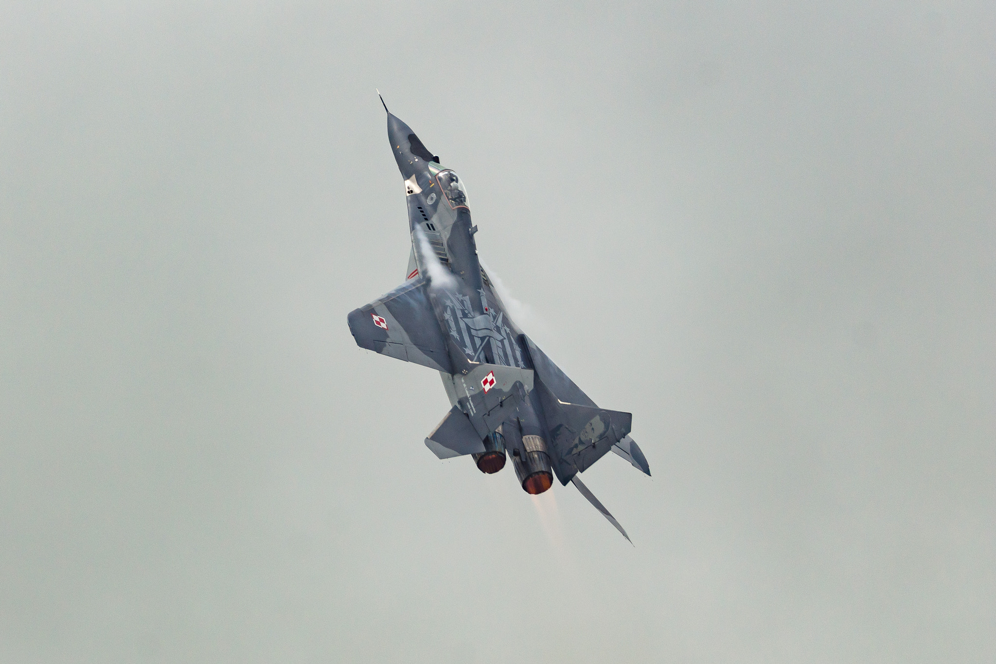 Sony SLT-A65 (SLT-A65V) + Sony 70-400mm F4-5.6 G SSM sample photo. Mig 29 climbs photography