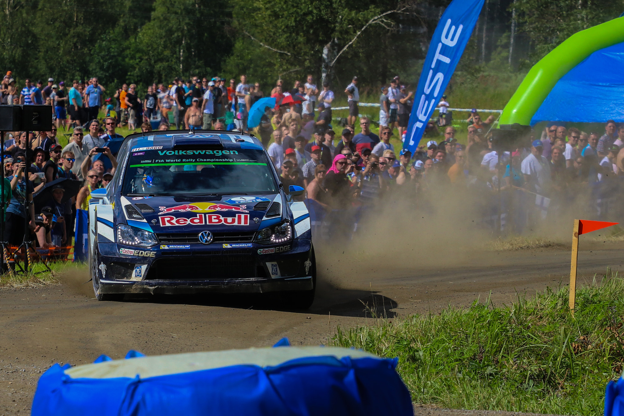 Canon EOS 80D + Canon EF 70-200mm F4L USM sample photo. Ogier at saalahti photography