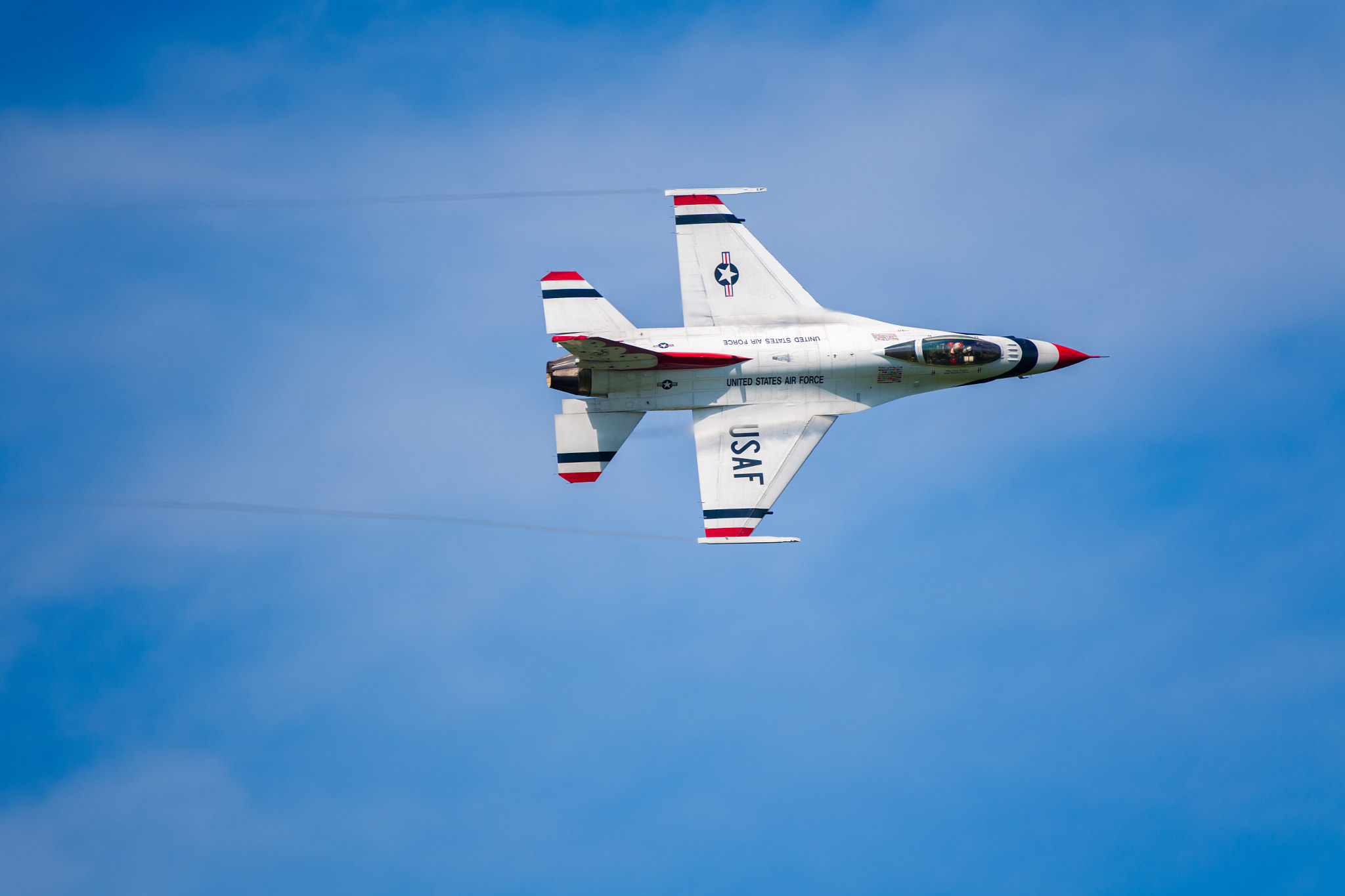 Nikon AF-S Nikkor 200-500mm F5.6E ED VR sample photo. Thunderbirds offutt air show photography