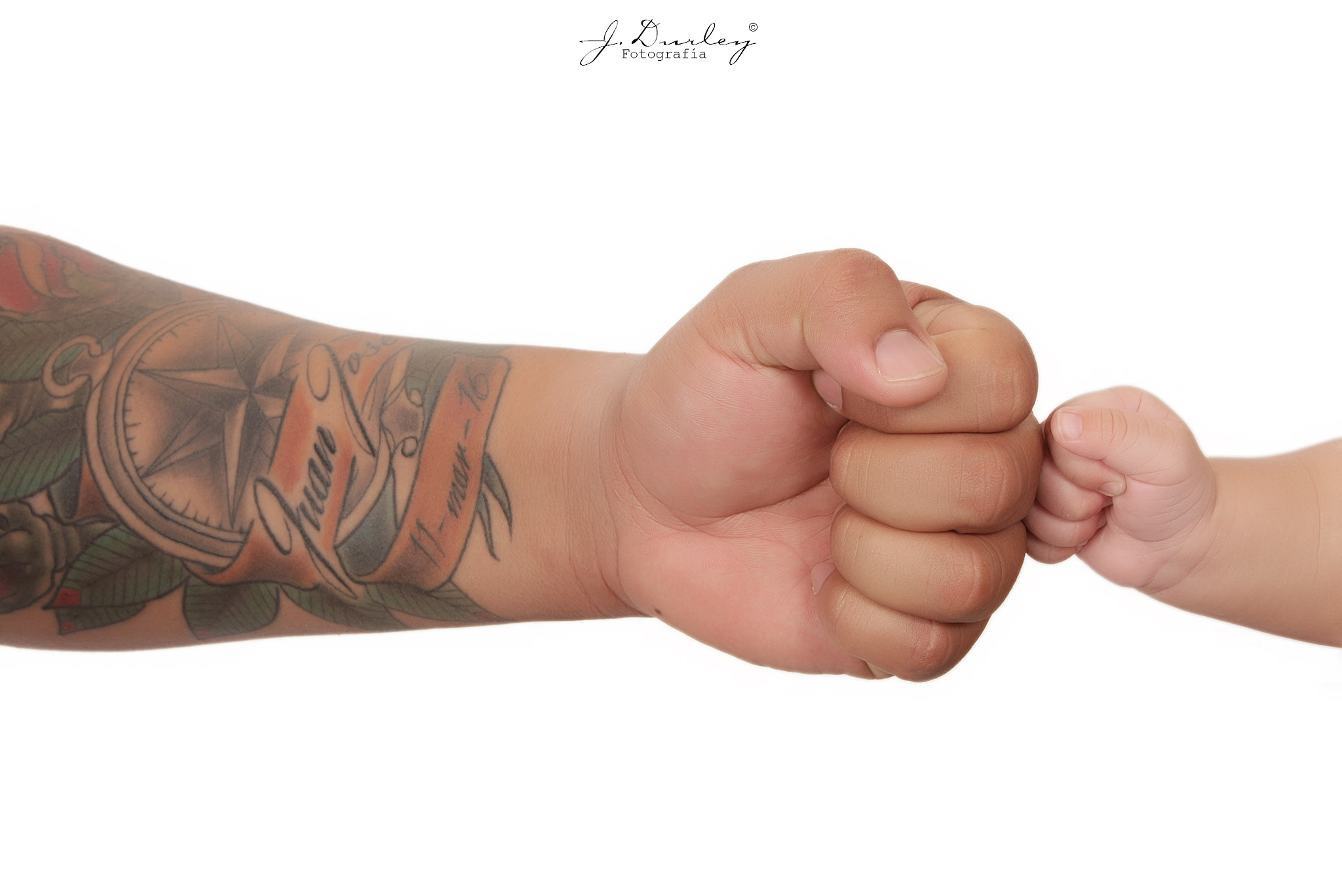 Canon EOS 650D (EOS Rebel T4i / EOS Kiss X6i) sample photo. Hand love photography