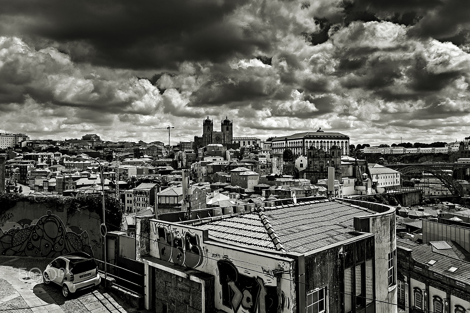 Canon EOS 500D (EOS Rebel T1i / EOS Kiss X3) sample photo. The sky of porto. photography