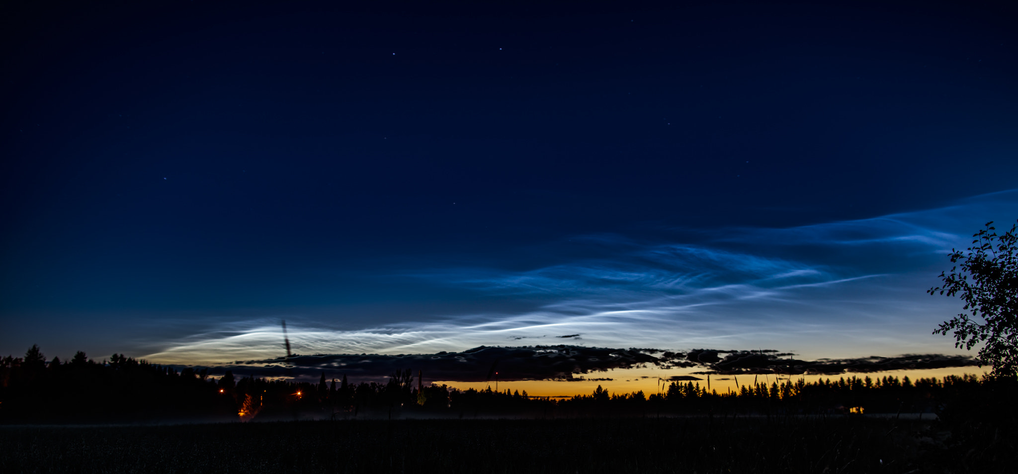Canon EF 24mm F1.4L II USM sample photo. More noctilucent clouds photography