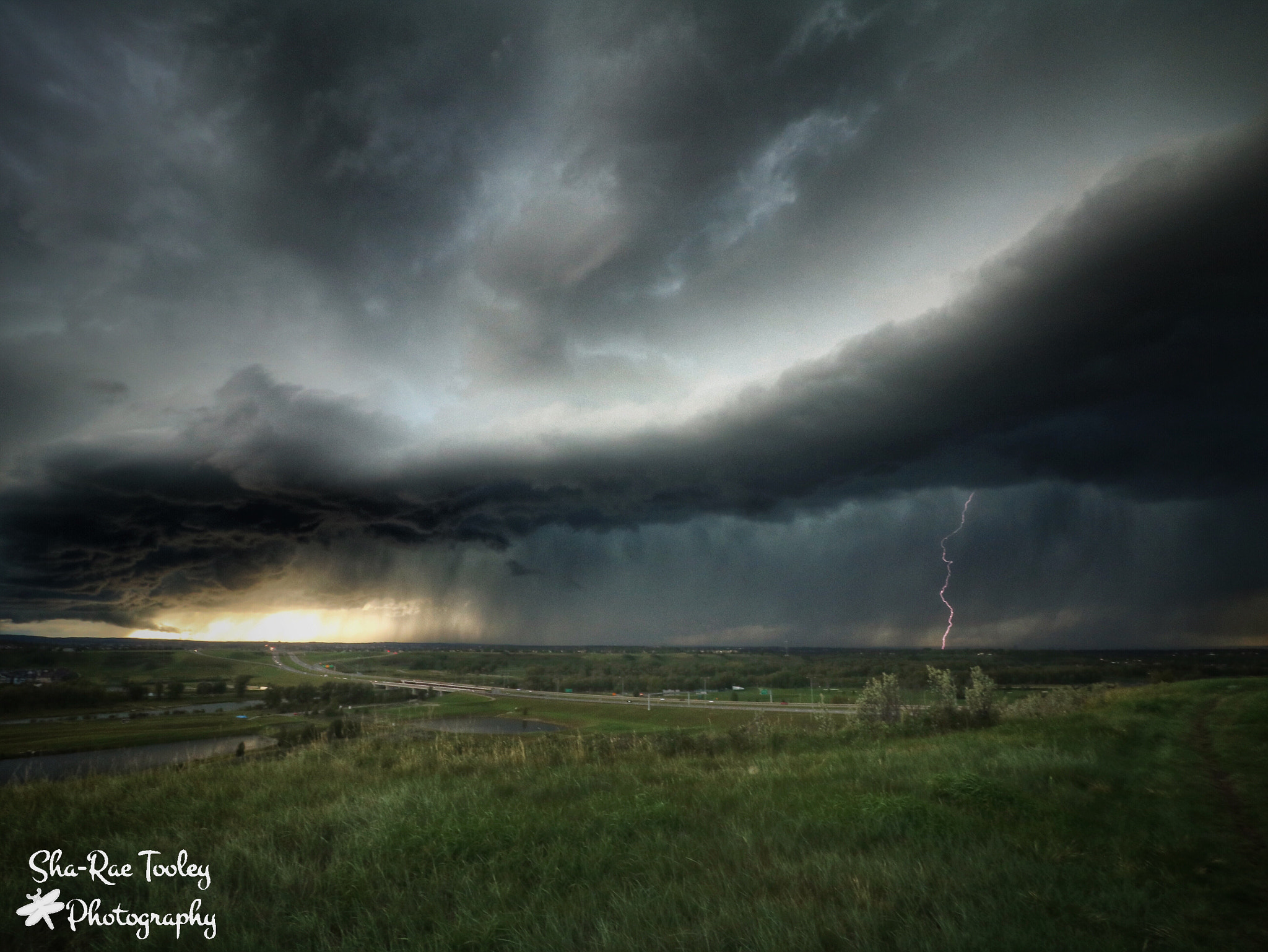 Canon EOS 750D (EOS Rebel T6i / EOS Kiss X8i) sample photo. Summer storm photography