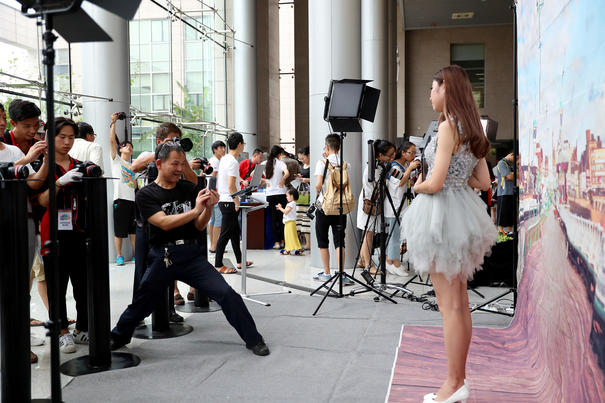Canon EF 24-70mm F2.8L II USM sample photo. 喜形于色 photography