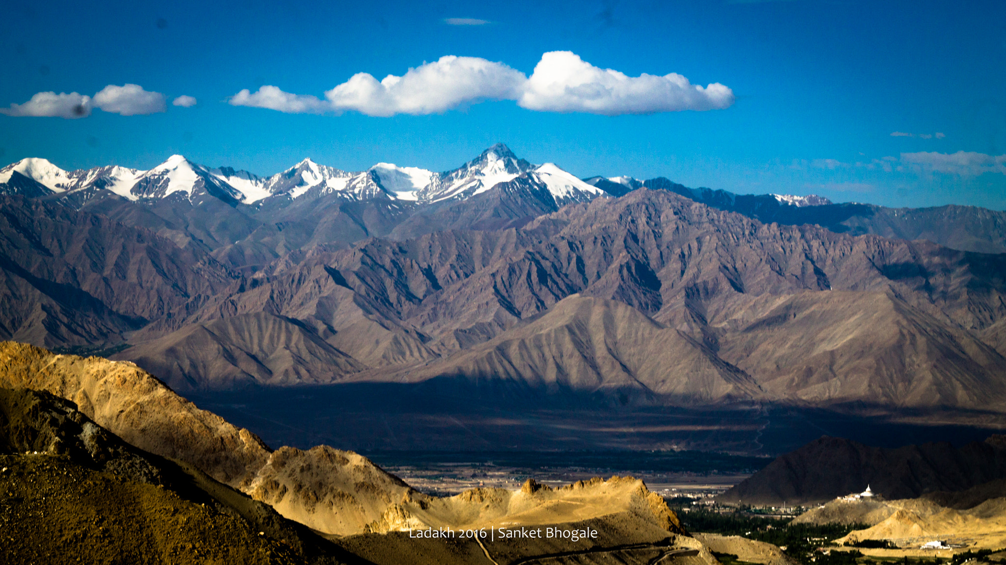 Canon EOS 1100D (EOS Rebel T3 / EOS Kiss X50) + Canon EF 50mm F1.8 II sample photo. City of leh protected by mountains.. photography