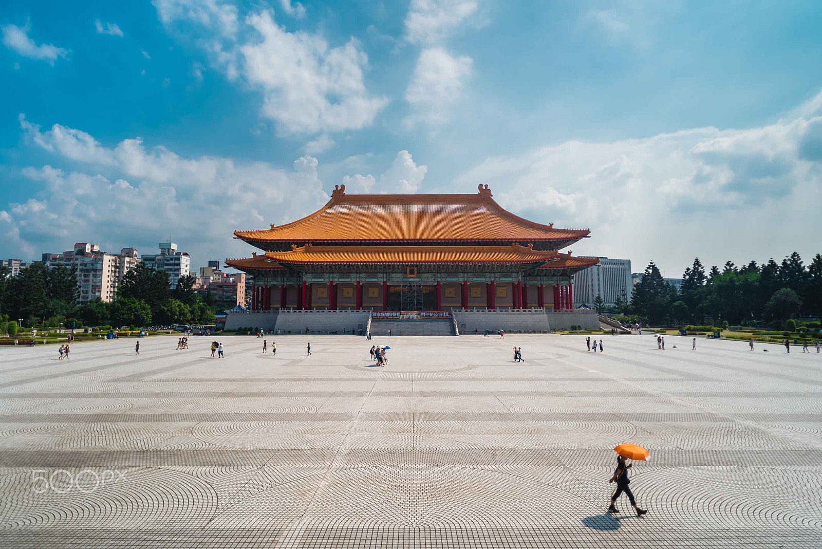 Nikon D750 + Nikon AF Nikkor 20mm F2.8D sample photo. Chiang kai-shek memorial hall photography