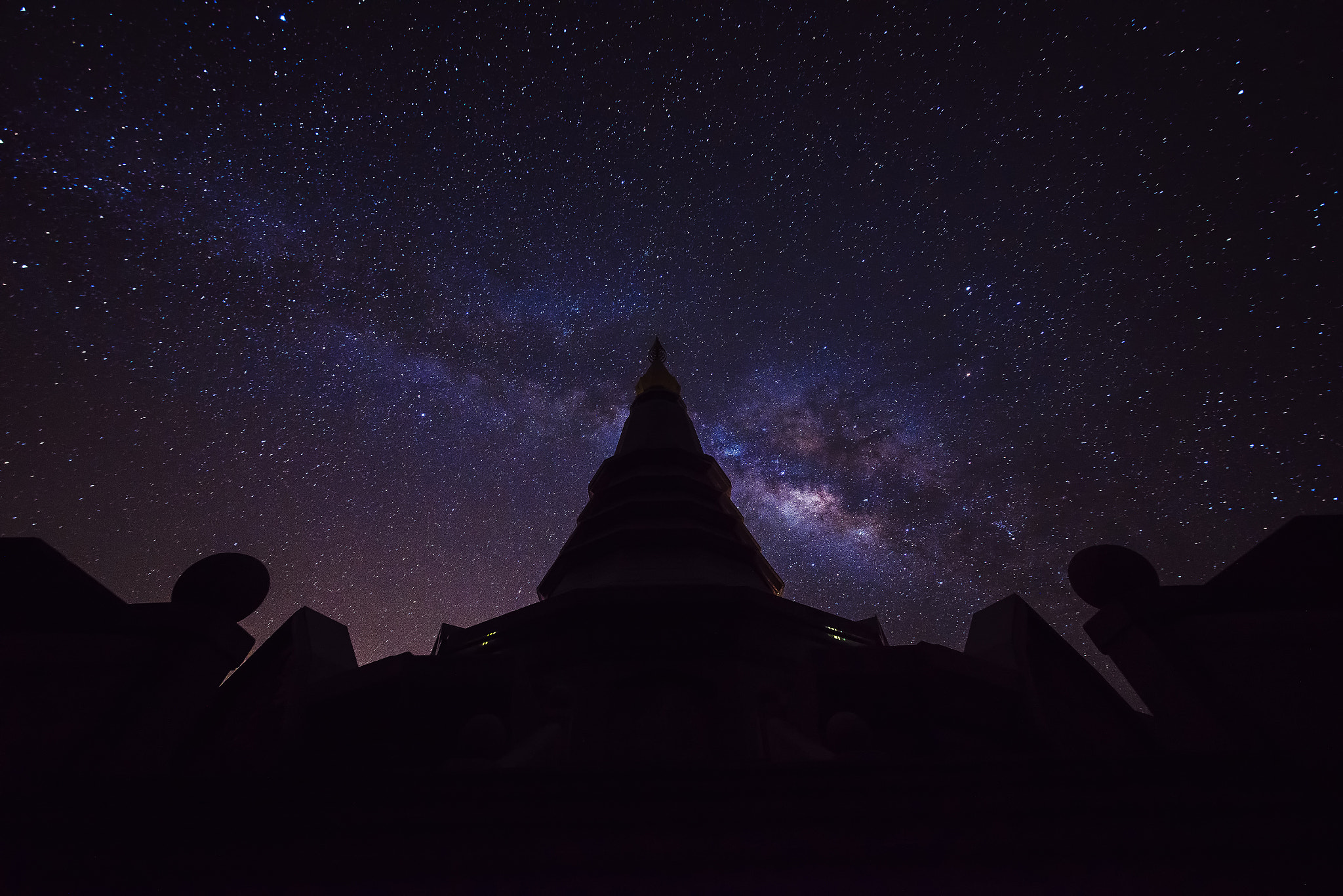 Nikon D800E + Sigma 12-24mm F4.5-5.6 II DG HSM sample photo. Milky way at queen pagoda photography