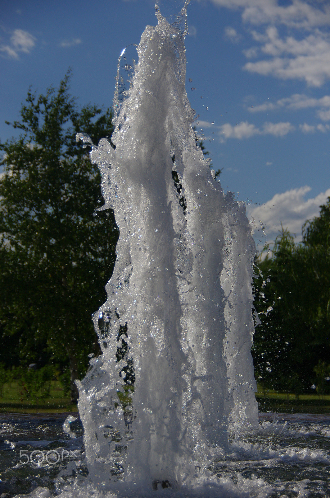 Pentax K-x sample photo. Fountain photography