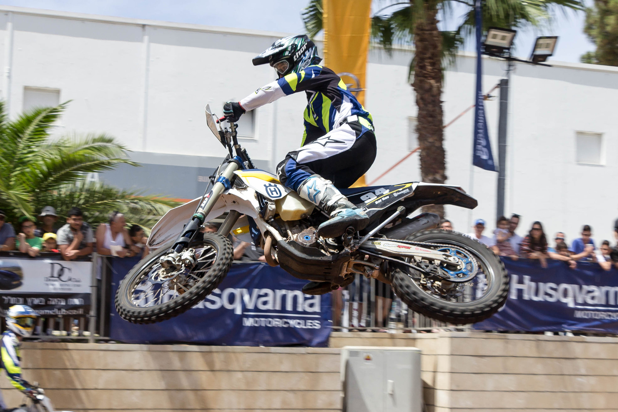 Canon EOS 600D (Rebel EOS T3i / EOS Kiss X5) sample photo. Bike jump photography