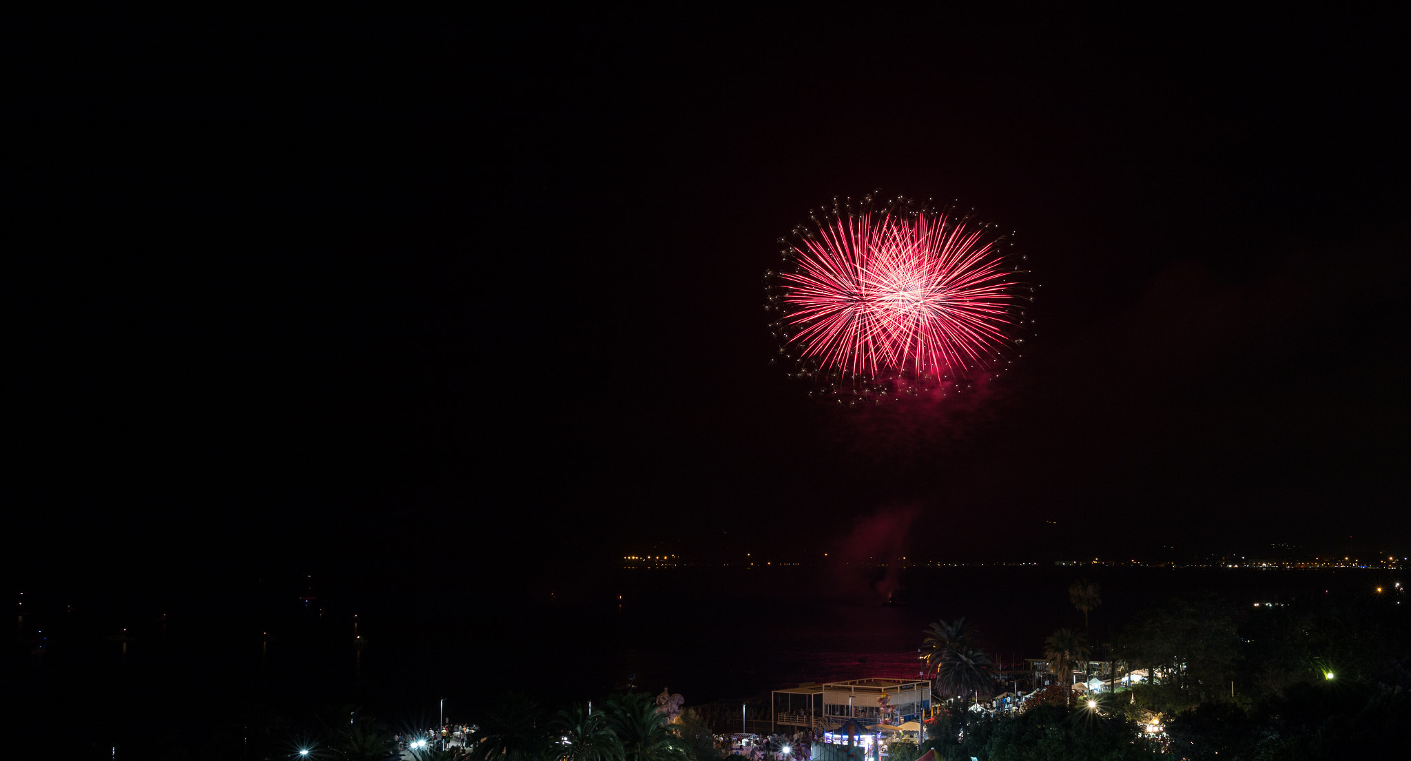 Sigma 24mm F1.4 DG HSM Art sample photo. Fuochi d'artificio a savona 2016 [4] photography