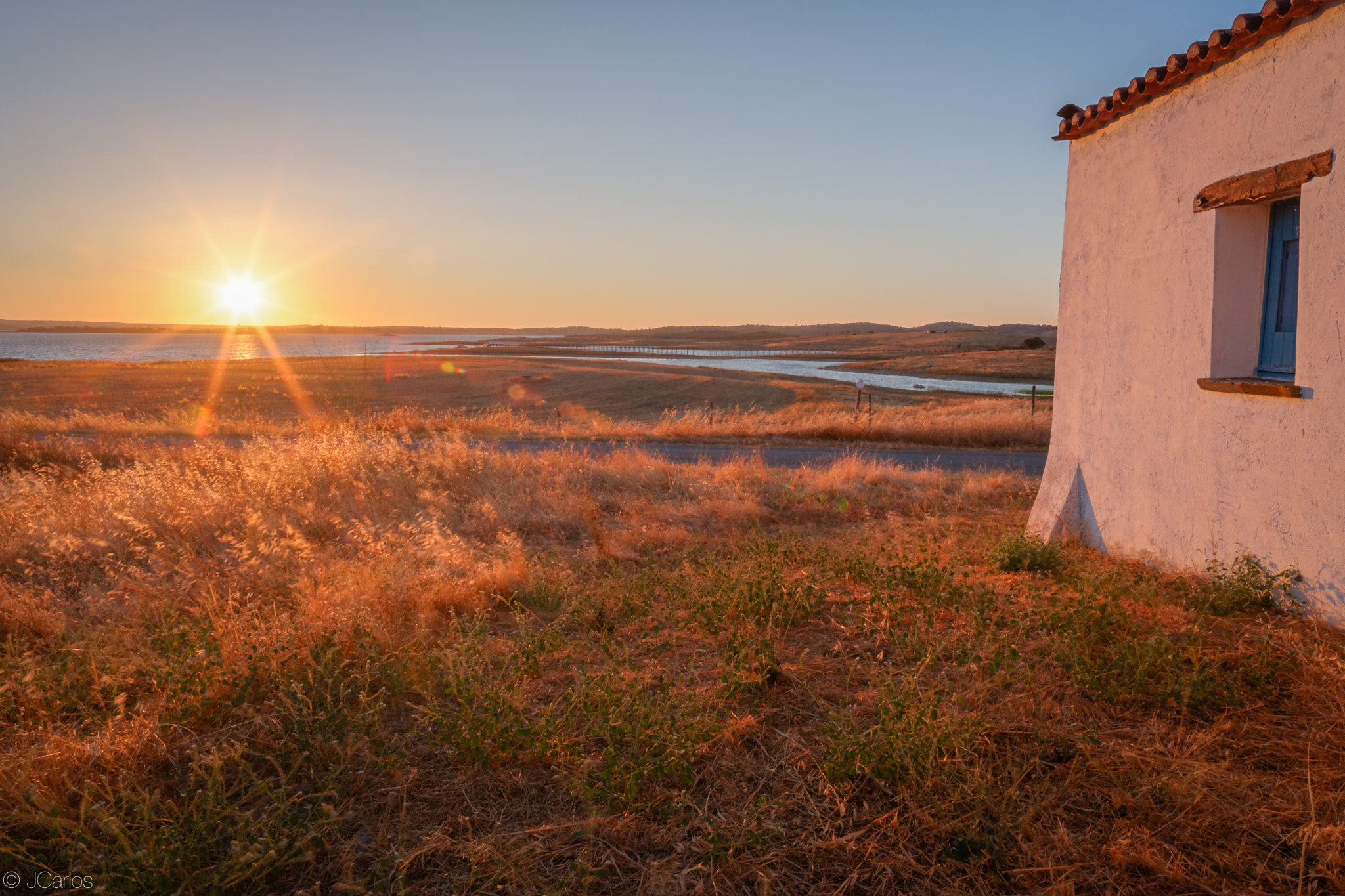 Nikon D7100 + Samyang 16mm F2 ED AS UMC CS sample photo. Staring at the sun photography