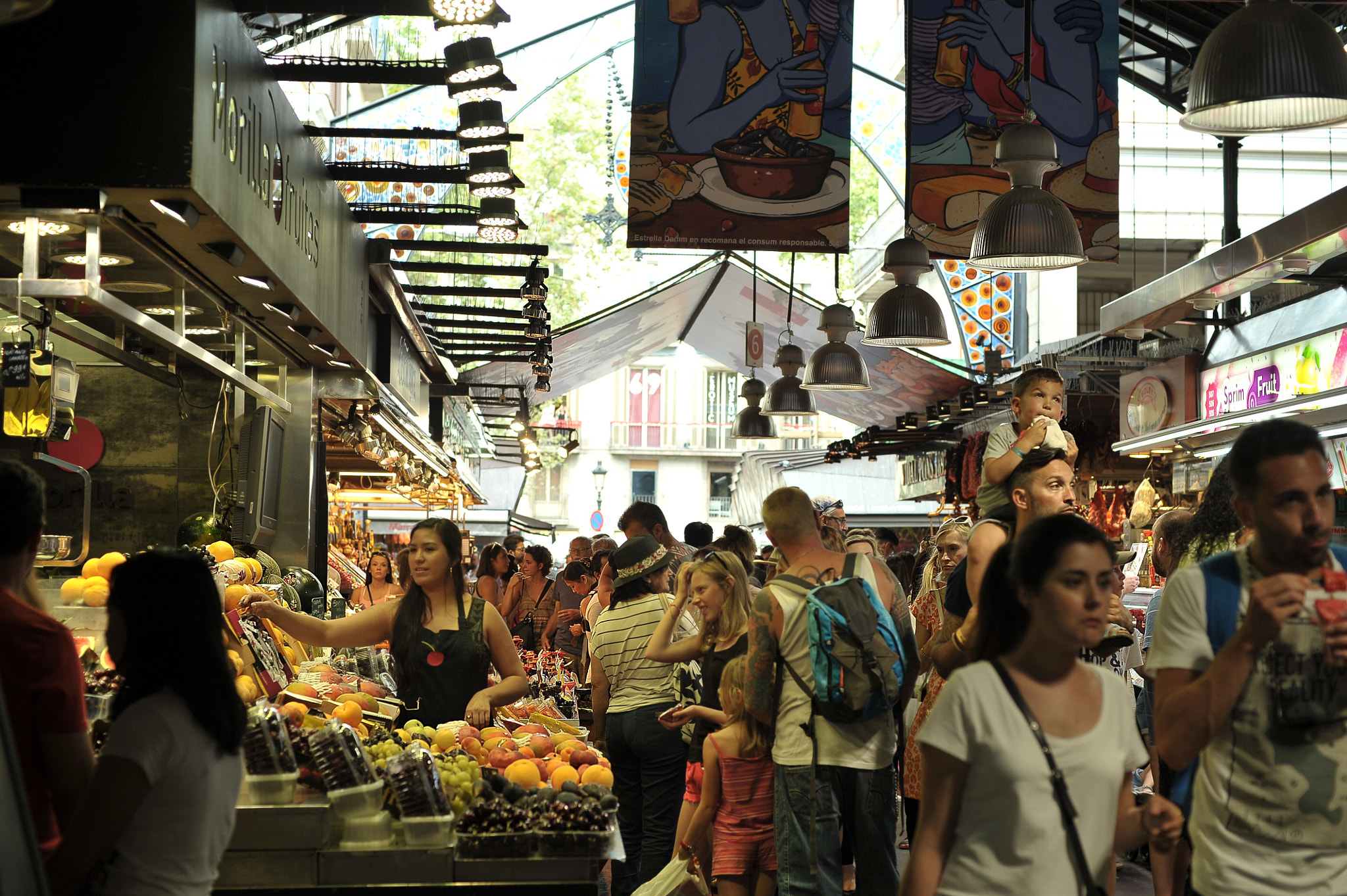 Nikon D700 + Voigtlander Nokton 58mm F1.4 SLII sample photo. La boqueria photography