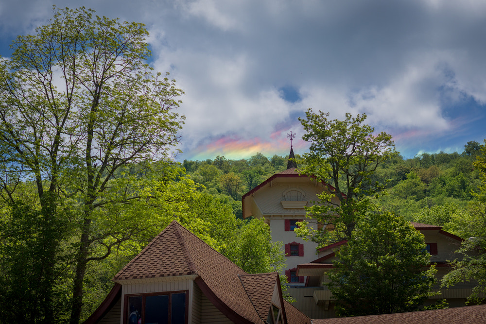 E 30mm F1.4 sample photo. "rainbow over oz" #photojambo photography