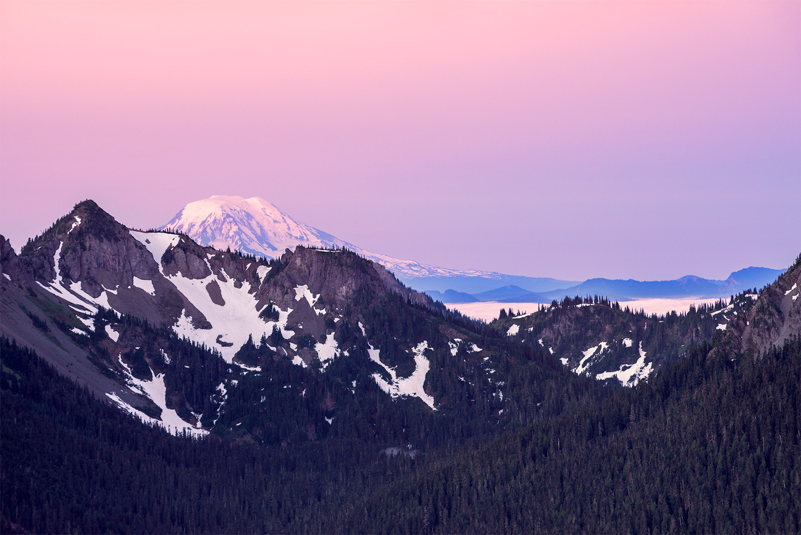 Nikon D600 + AF Nikkor 70-210mm f/4-5.6D sample photo. Mount adams from rainier photography