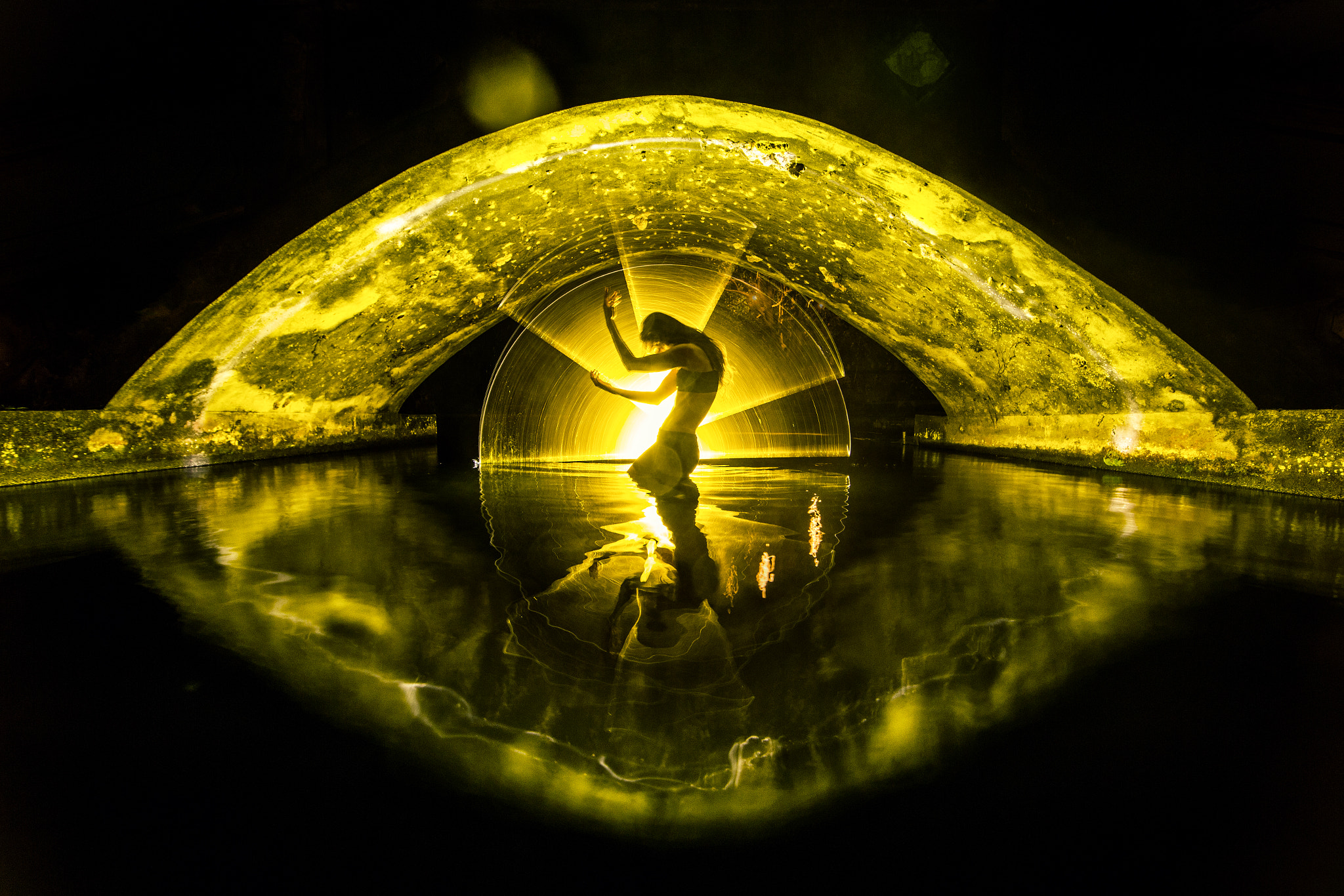 Canon EF 14mm F2.8L II USM sample photo. Under the bridge photography