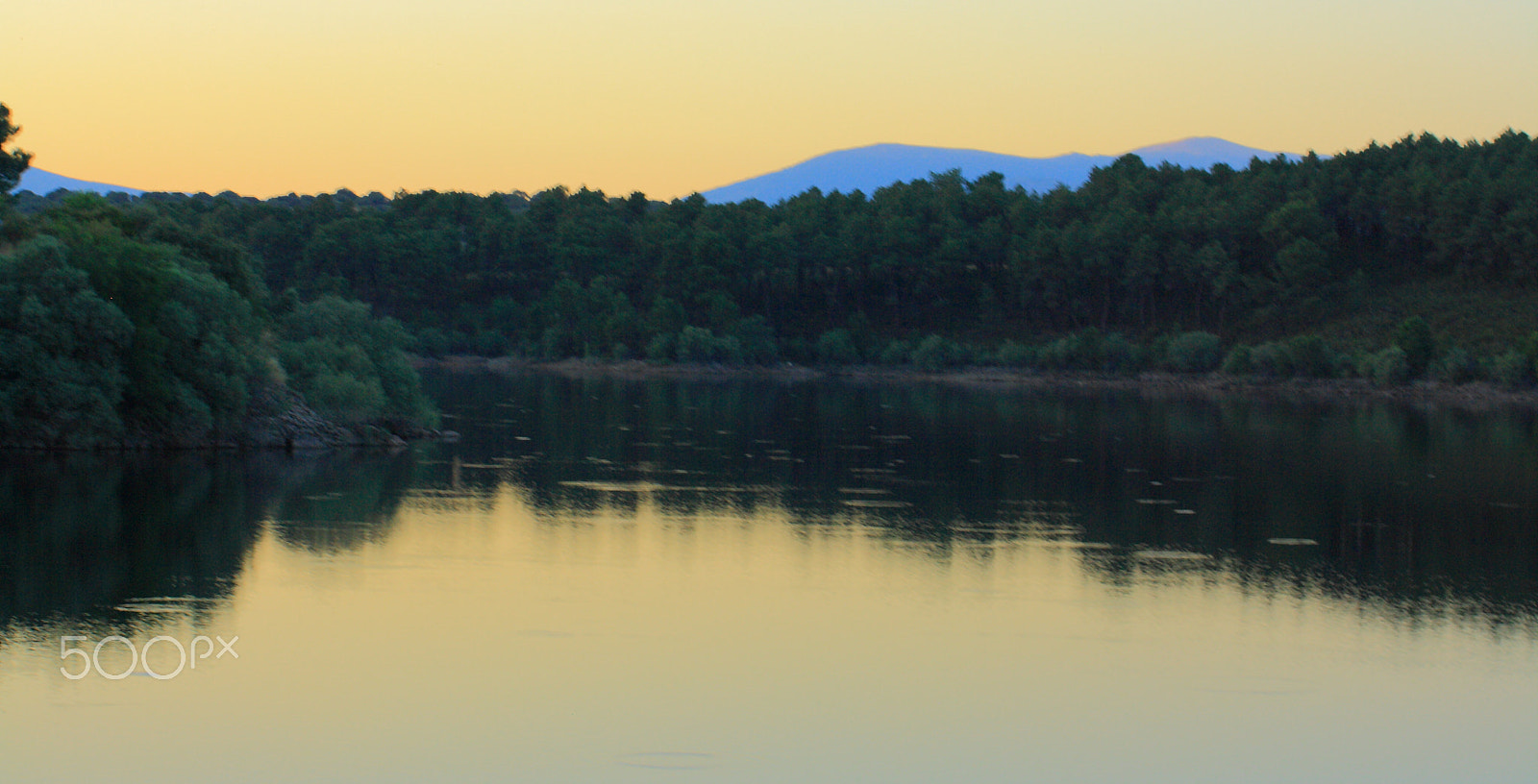 Canon EF 55-200mm F4.5-5.6 II USM sample photo. Embalse del villar photography