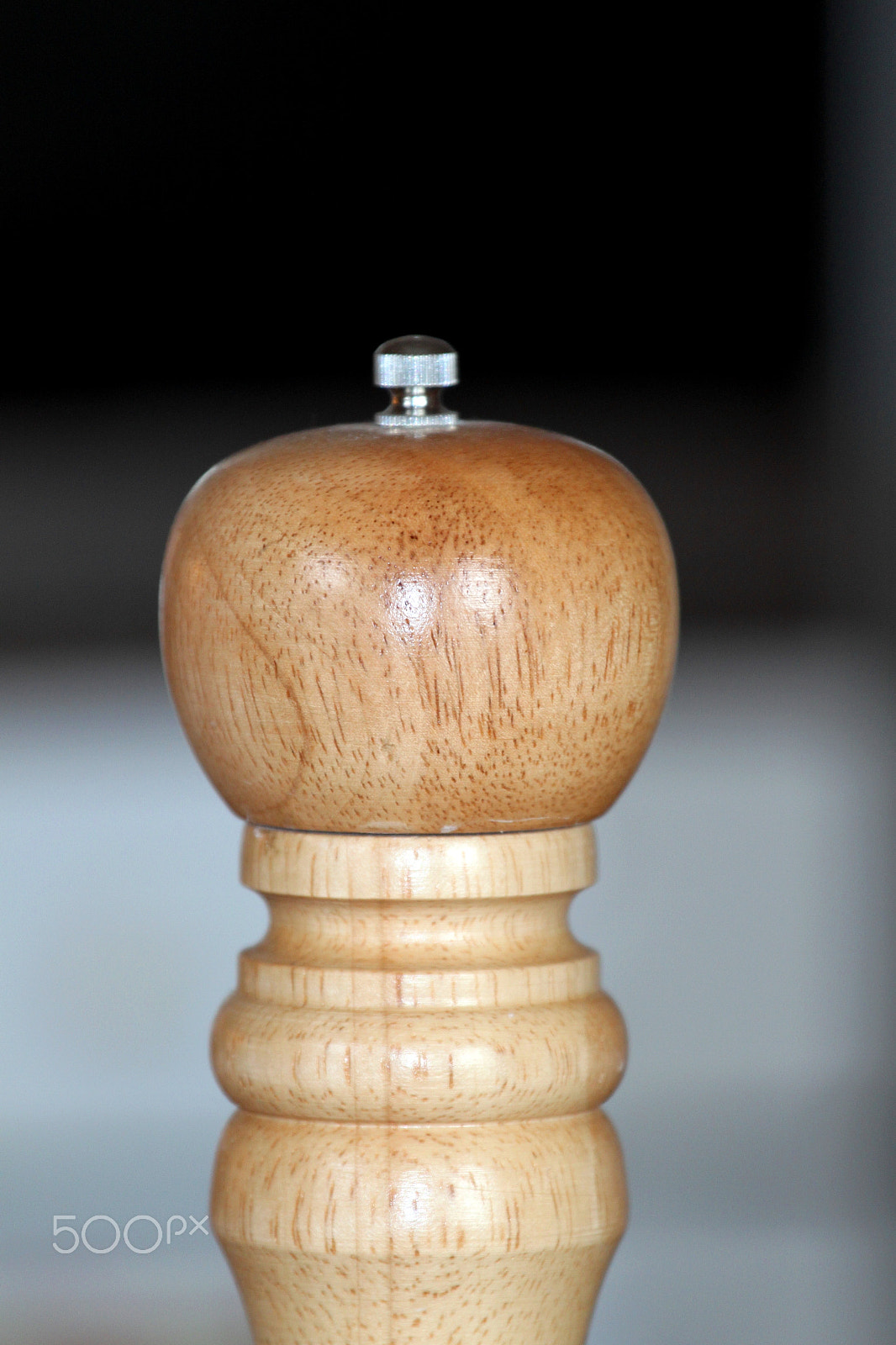 Canon EF 70-200mm F4L IS USM sample photo. Pepper grinder photography