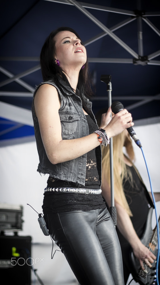 Canon EOS 700D (EOS Rebel T5i / EOS Kiss X7i) + Canon EF 50mm F1.8 II sample photo. Crimson sun @  korso rock 2016 photography
