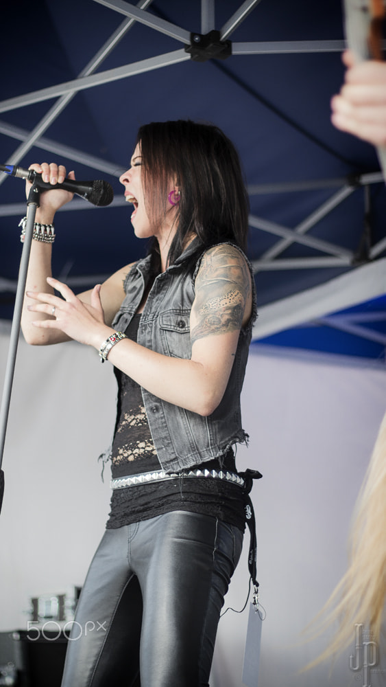 Canon EOS 700D (EOS Rebel T5i / EOS Kiss X7i) + Canon EF 50mm F1.8 II sample photo. Crimson sun @  korso rock 2016 photography