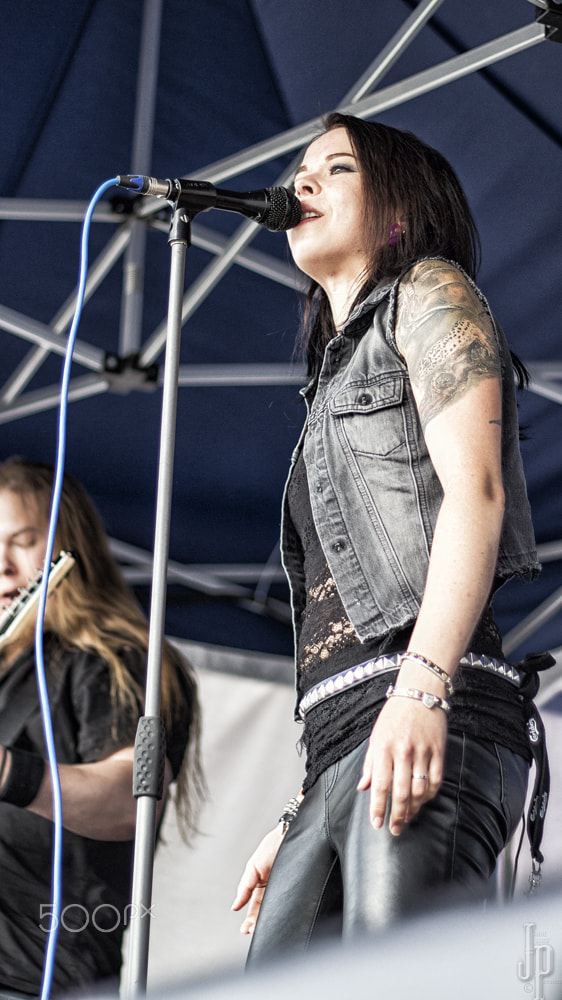 Canon EOS 700D (EOS Rebel T5i / EOS Kiss X7i) + Canon EF 50mm F1.8 II sample photo. Crimson sun @  korso rock 2016 photography