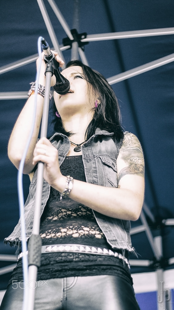 Canon EOS 700D (EOS Rebel T5i / EOS Kiss X7i) + Canon EF 50mm F1.8 II sample photo. Crimson sun @  korso rock 2016 photography