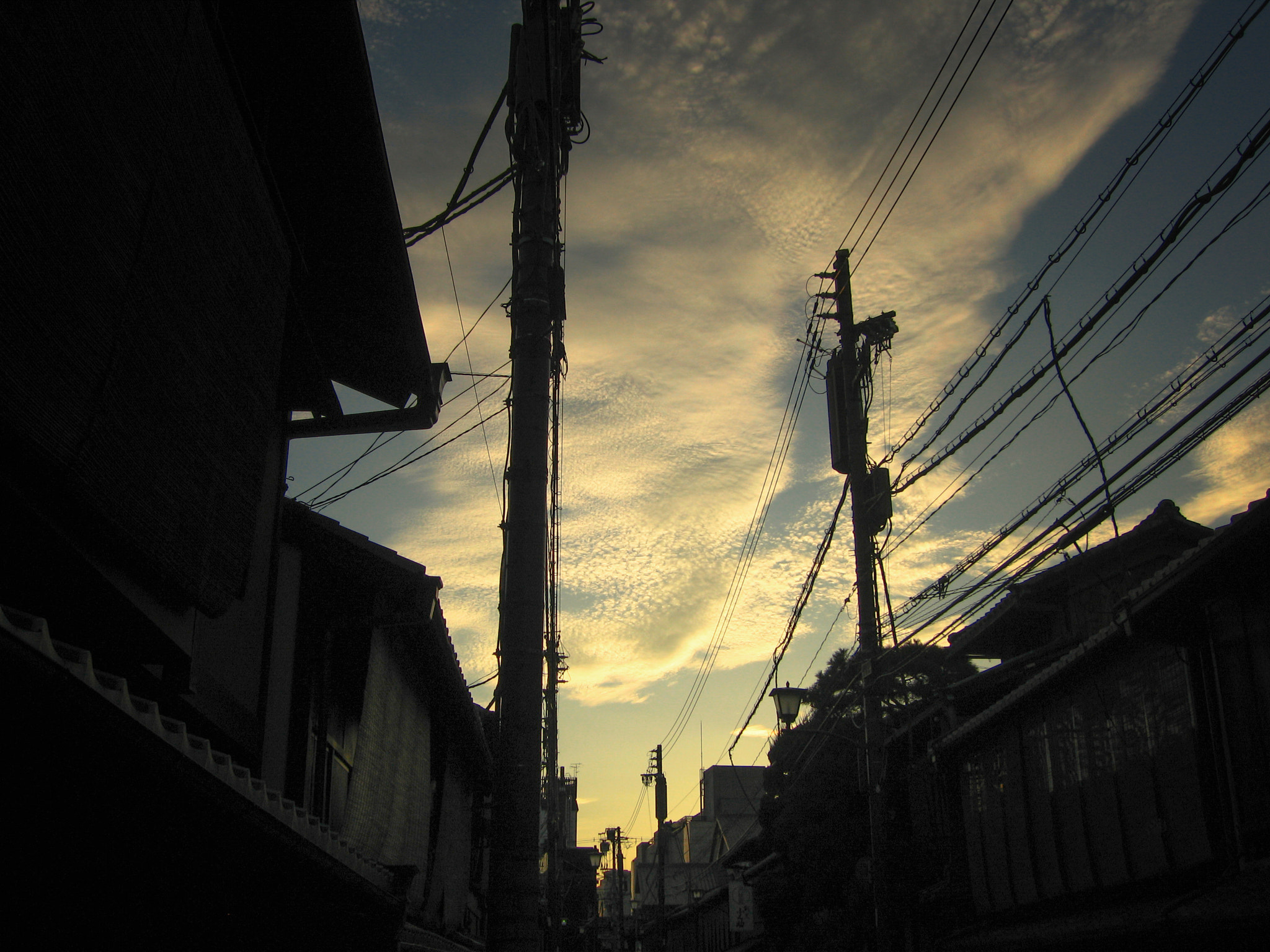 Canon PowerShot ELPH 310 HS (IXUS 230 HS / IXY 600F) sample photo. Atardecer en kyoto photography