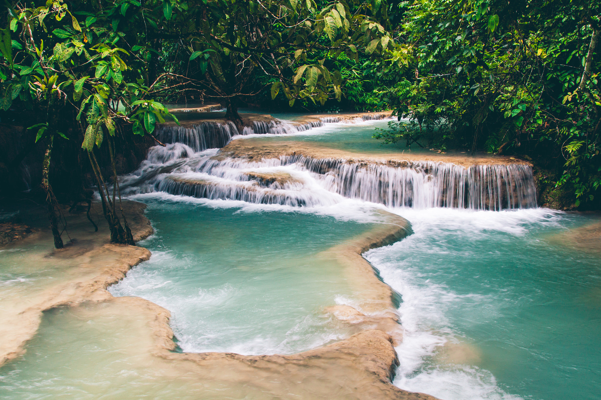 Canon EOS 500D (EOS Rebel T1i / EOS Kiss X3) sample photo. Natural swimming pools in laos photography