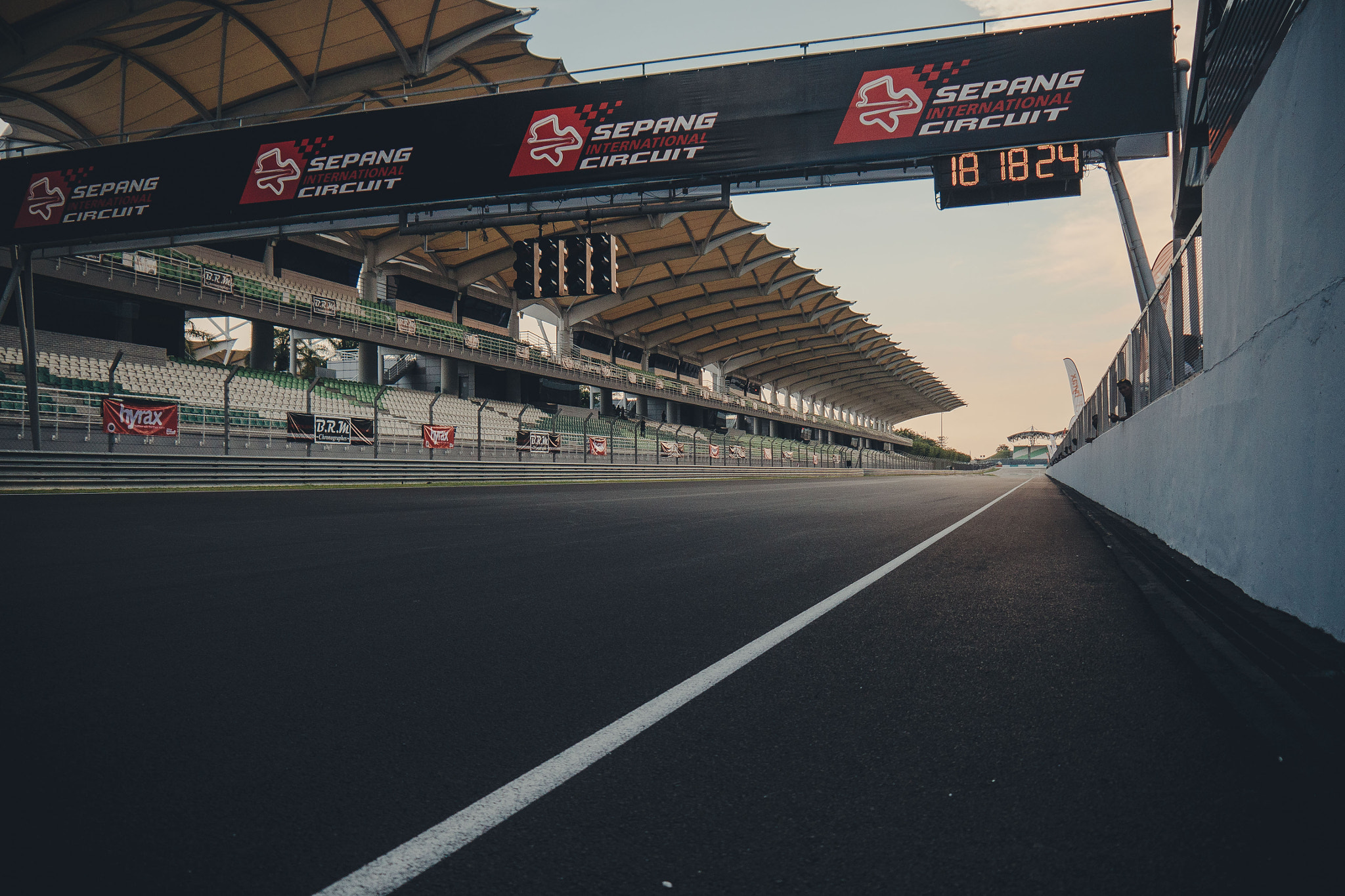 Panasonic Lumix DMC-GH4 sample photo. Sepang - speed festival photography