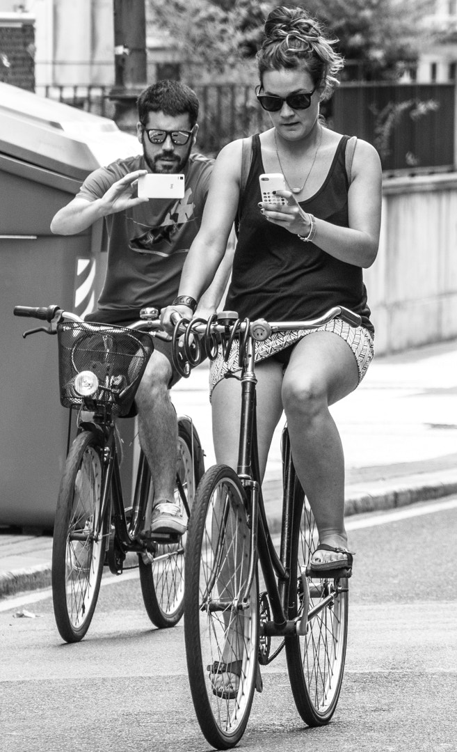 Olympus OM-D E-M10 sample photo. "cherchez la femme" photography