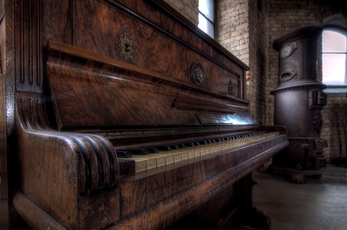 Nikon D300S sample photo. Piano... photography