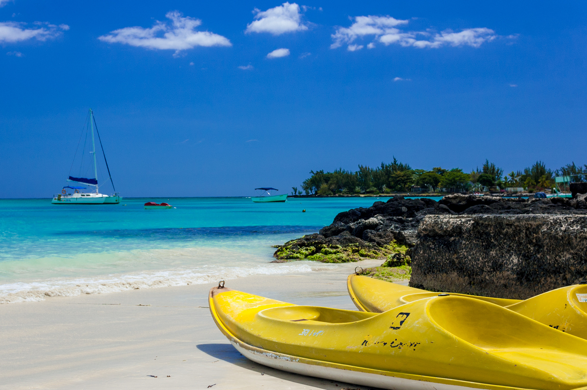 Nikon D40 + Sigma 30mm F1.4 EX DC HSM sample photo. Pereybere beach, mauritius photography