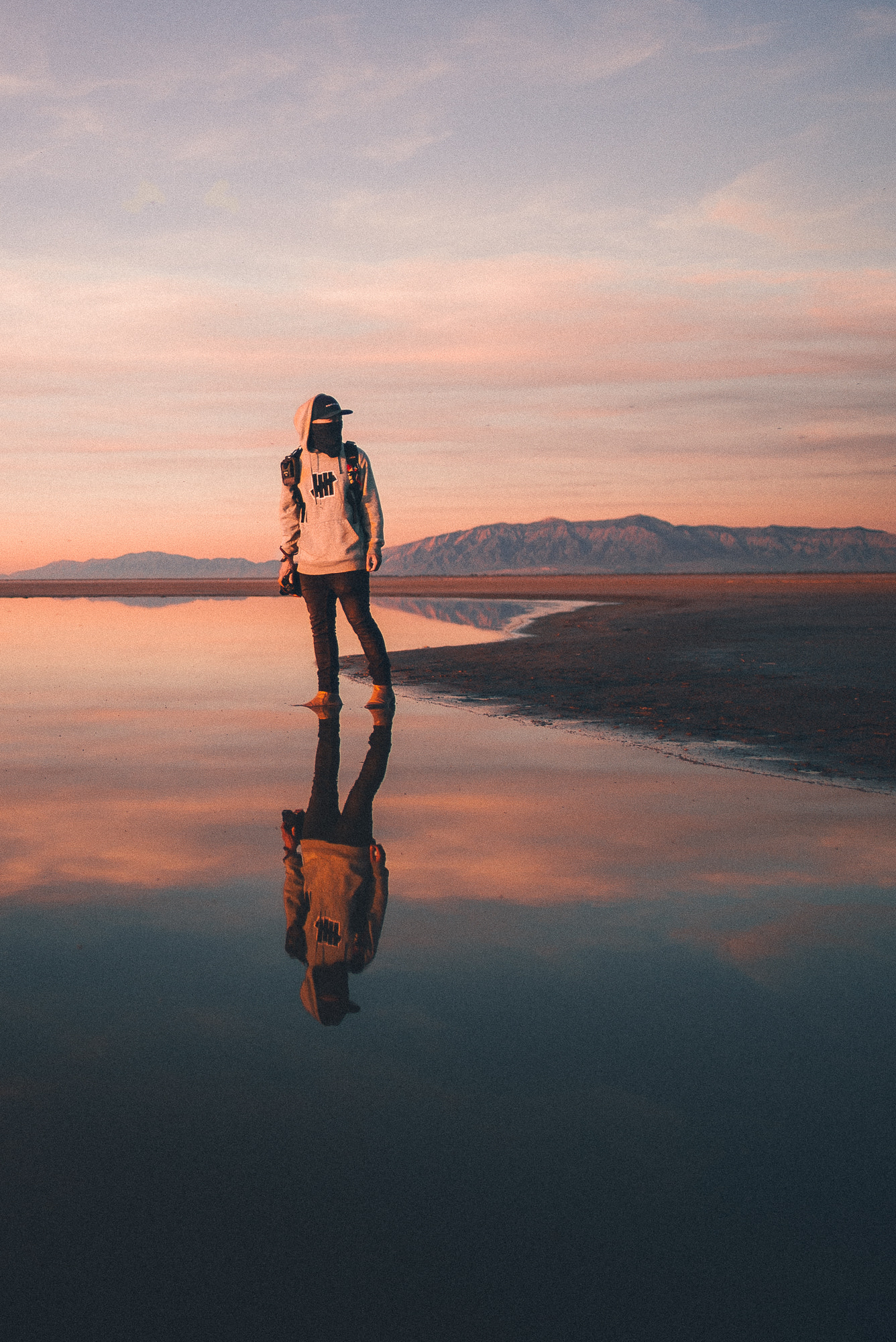 Leica Summilux-M 21mm F1.4 Asph sample photo. Reflecting over at antelope island photography