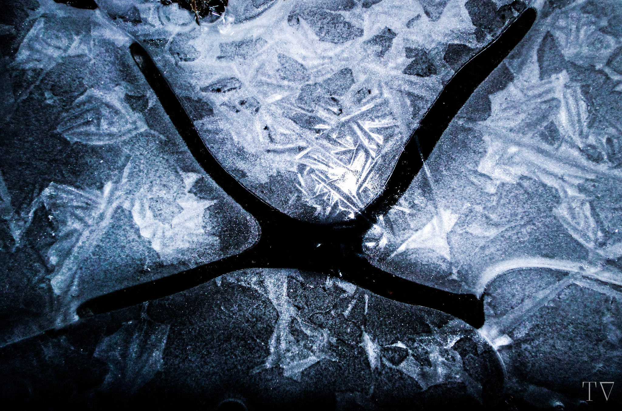 Samsung WB200F/WB201F/WB202F sample photo. X marks the spot photography