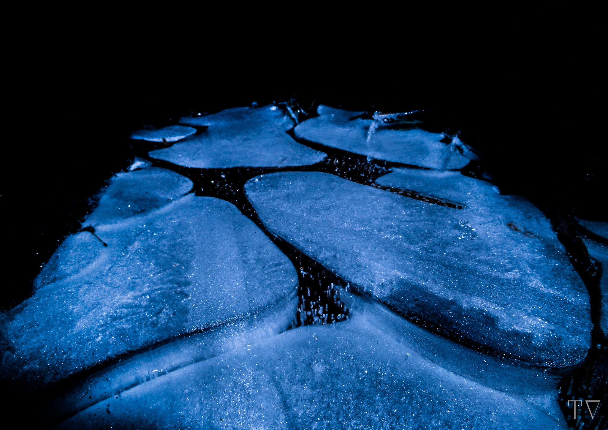 Samsung WB200F/WB201F/WB202F sample photo. River in ice photography