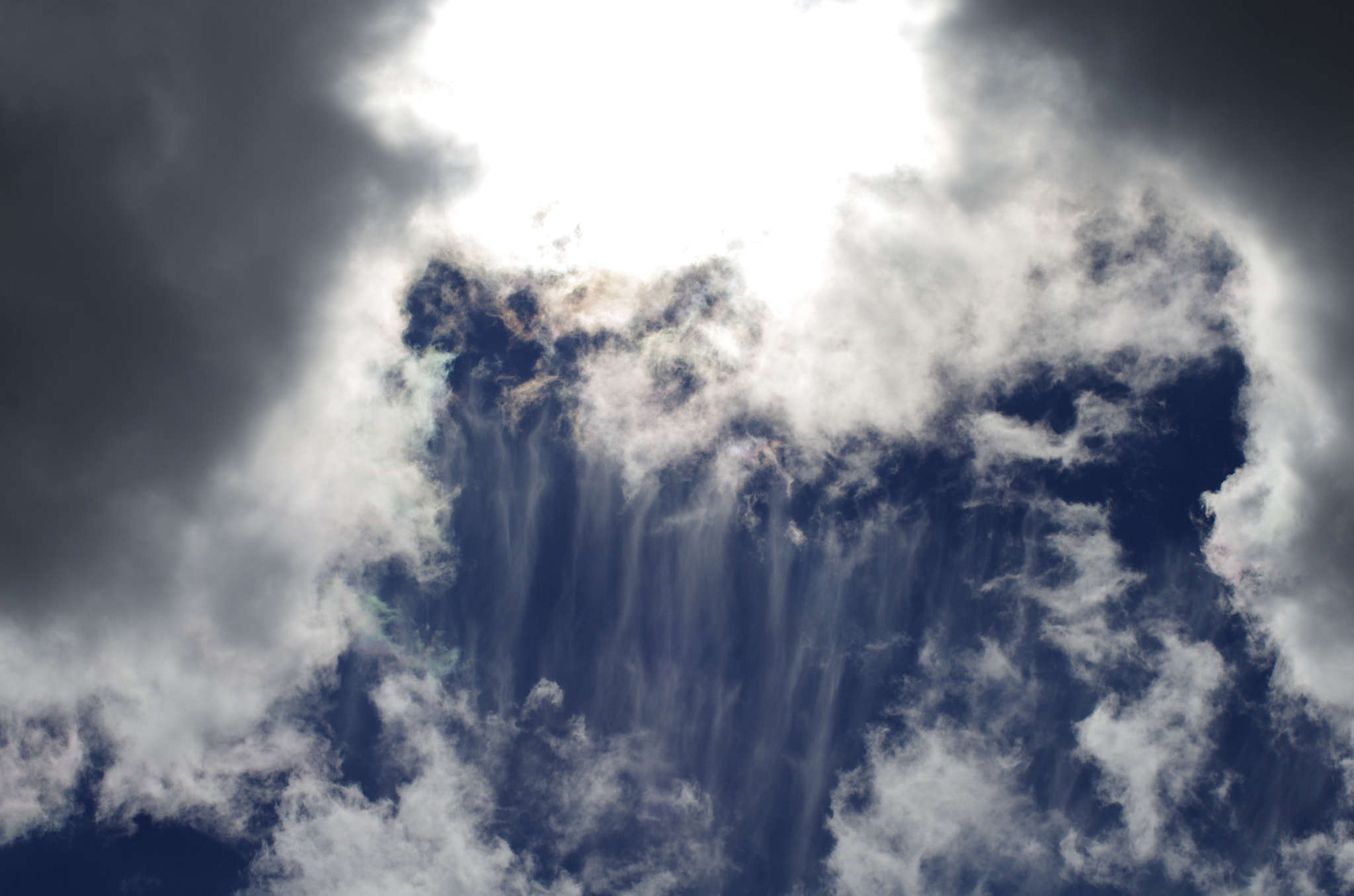 Tamron AF 70-300mm F4-5.6 Di LD Macro sample photo. Clouds photography