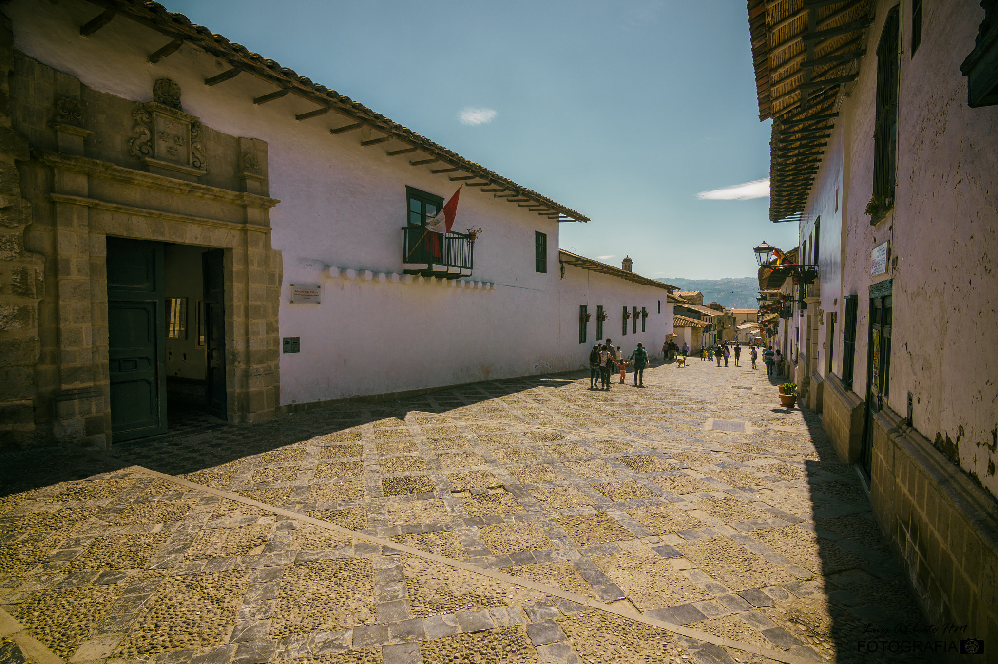 Sony SLT-A58 + 20mm F2.8 sample photo. Paseando por las calles de cajamarca photography