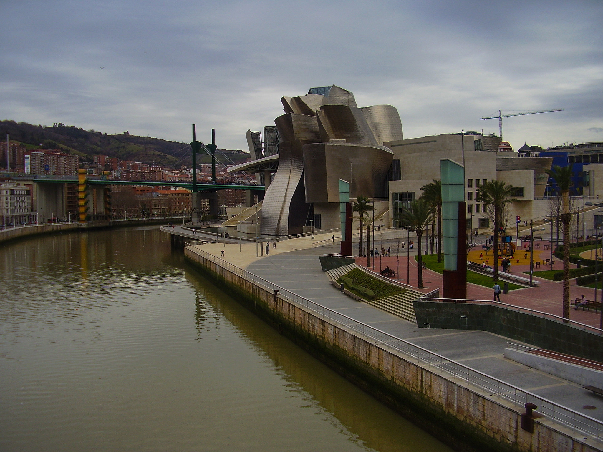 Olympus FE115,X715 sample photo. Bilbao: guggenheim museum bilbao photography