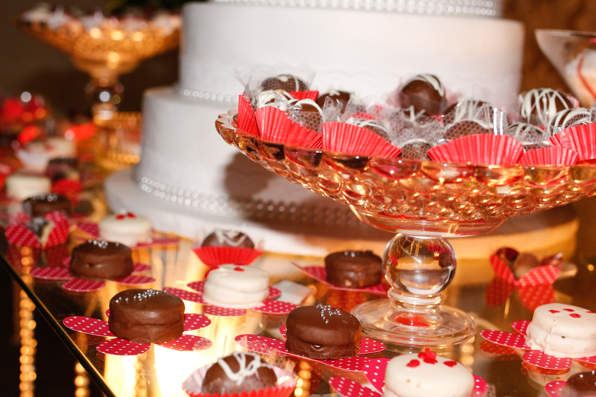 Sigma 35mm F1.4 DG HSM Art sample photo. Cake table - mesa de bolo photography