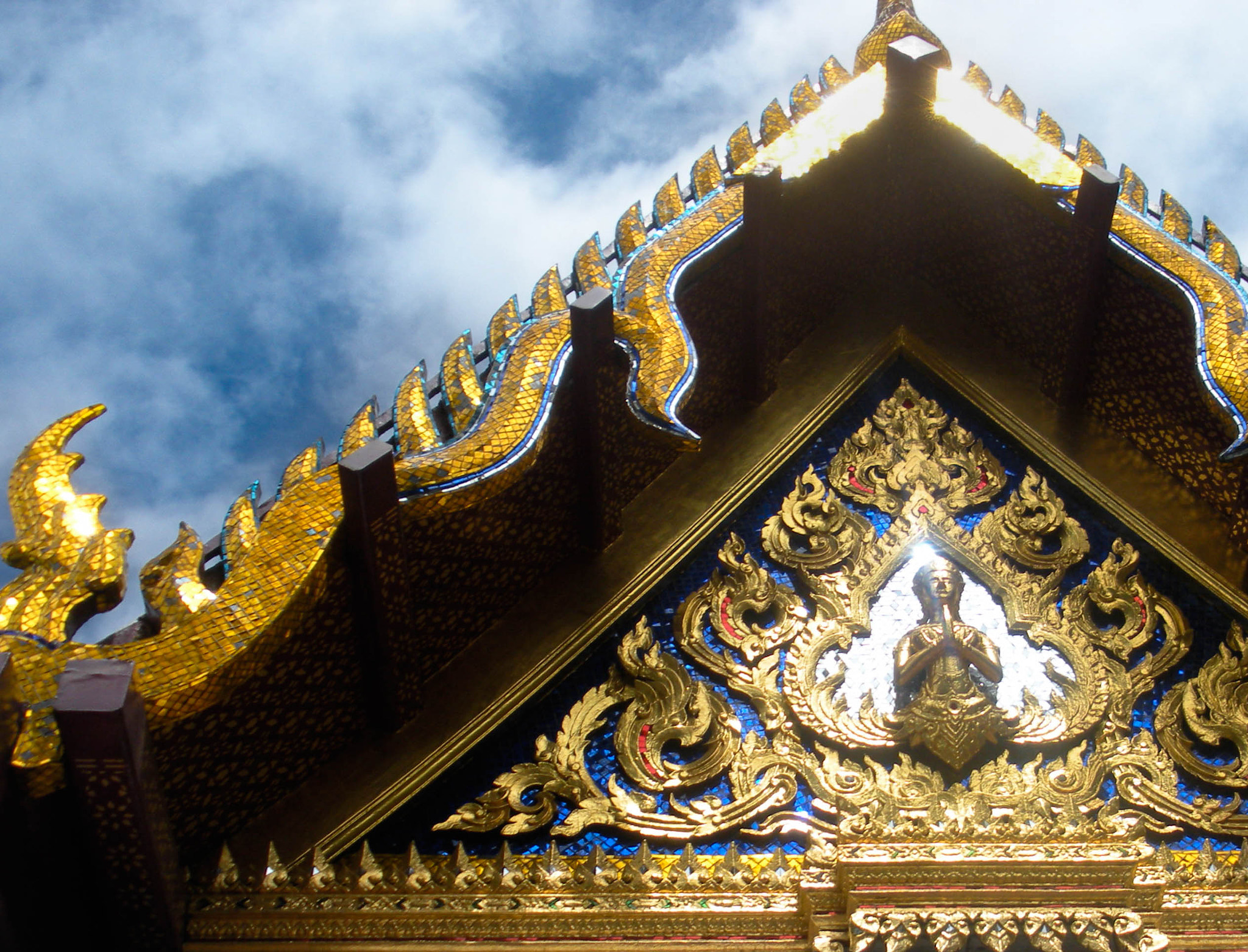 Nikon Coolpix S550 sample photo. Grand palace thailand photography