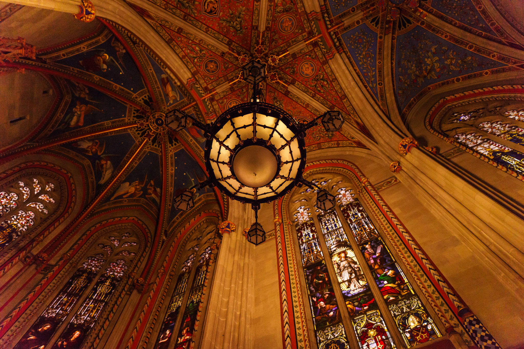 Sony a7 + E 21mm F2.8 sample photo. Cathédrale saint-pierre de genève photography