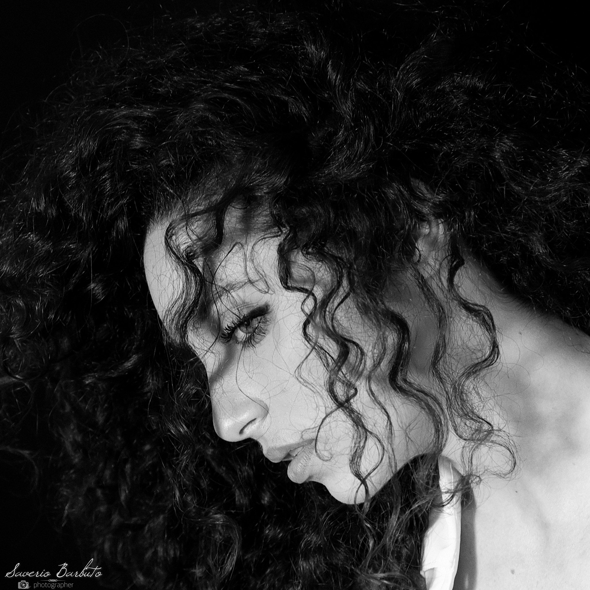 Fujifilm X-T10 + Fujifilm XF 16-55mm F2.8 R LM WR sample photo. Woman photography