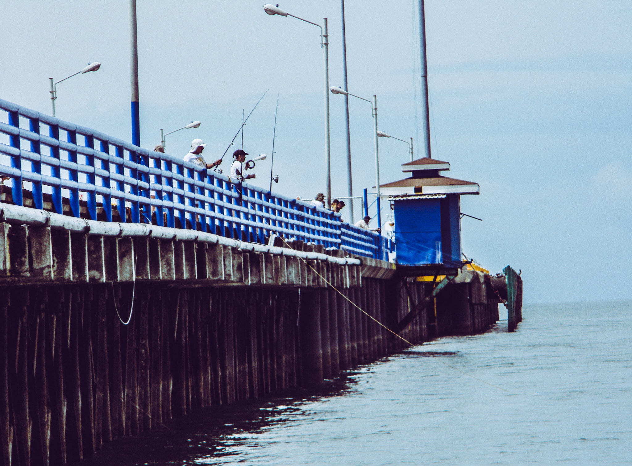 Nikon COOLPIX L105 sample photo. Beach pier photography