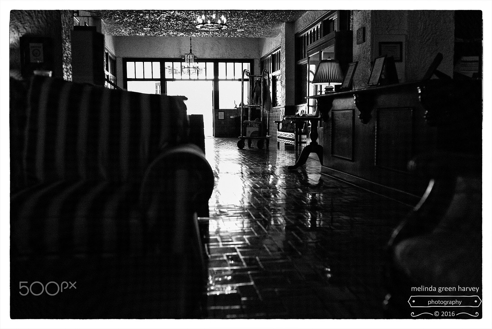 Summicron-M 1:2/35 ASPH. sample photo. The leaving photography