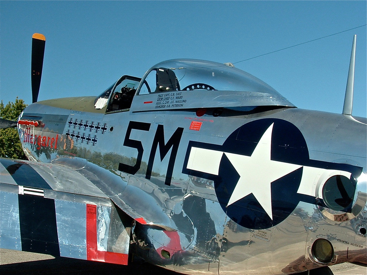 Fujifilm FinePix S3000 sample photo. P-51 mustang photography