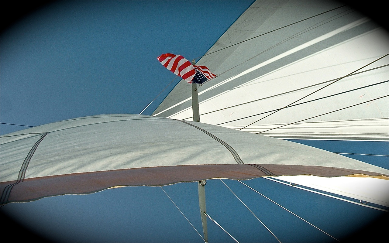 Fujifilm FinePix S3000 sample photo. Full sail photography
