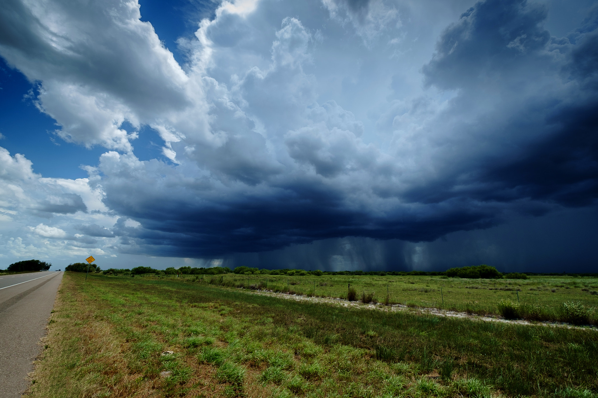 Fujifilm XF 10-24mm F4 R OIS sample photo. Rain storm photography