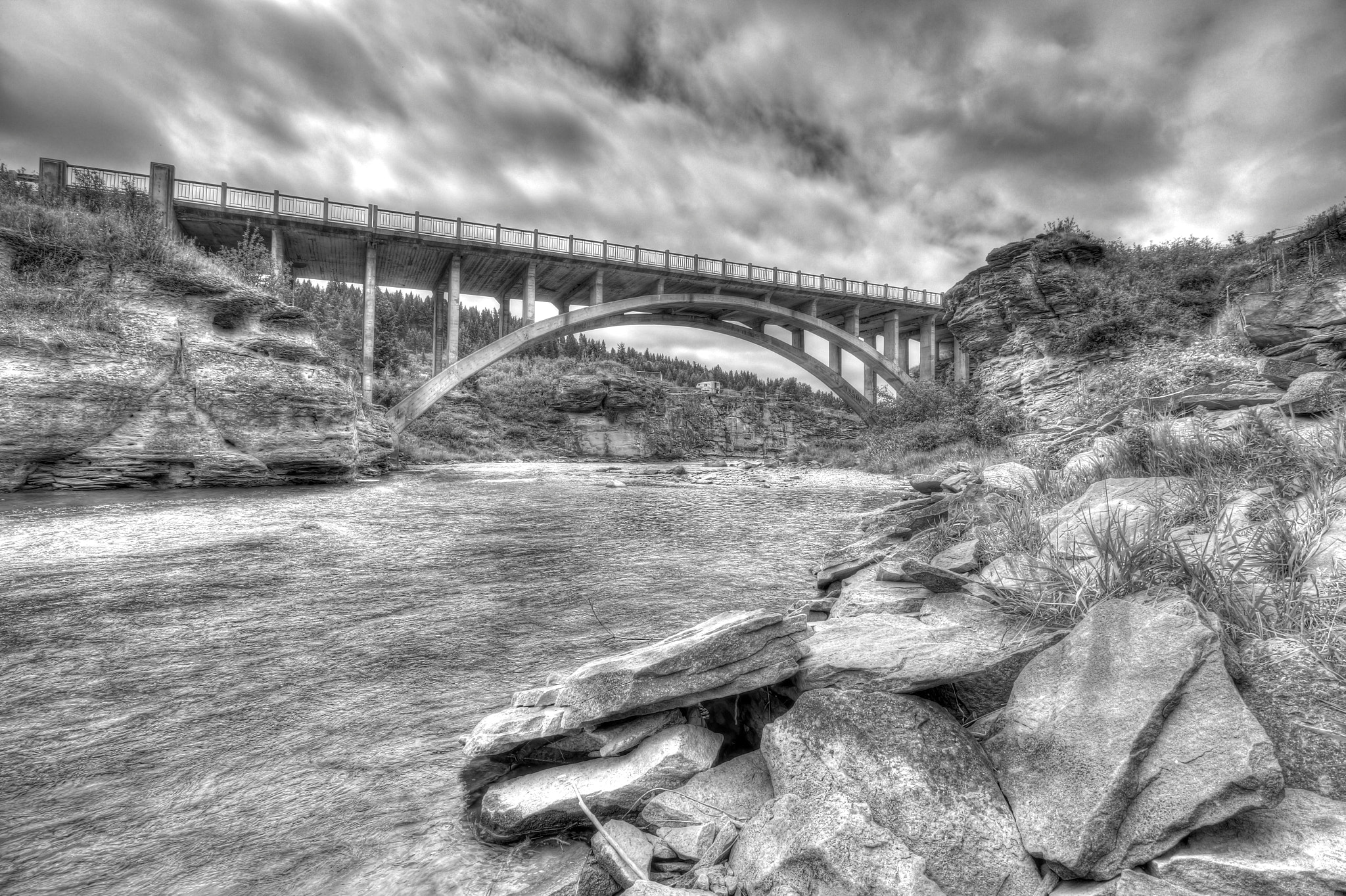Canon EOS 650D (EOS Rebel T4i / EOS Kiss X6i) sample photo. Lundbreck bridge photography