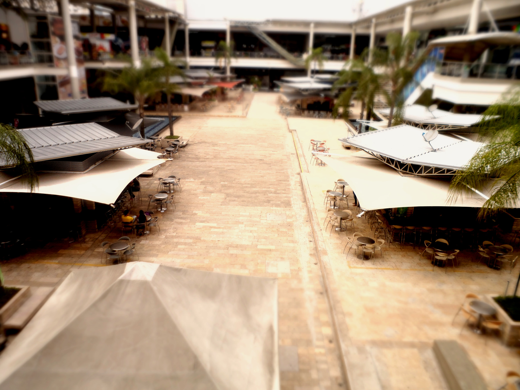 Samsung MV800 sample photo. Espacios photography